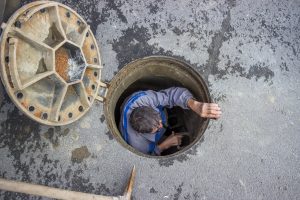 manhole rehabilitation quikspray